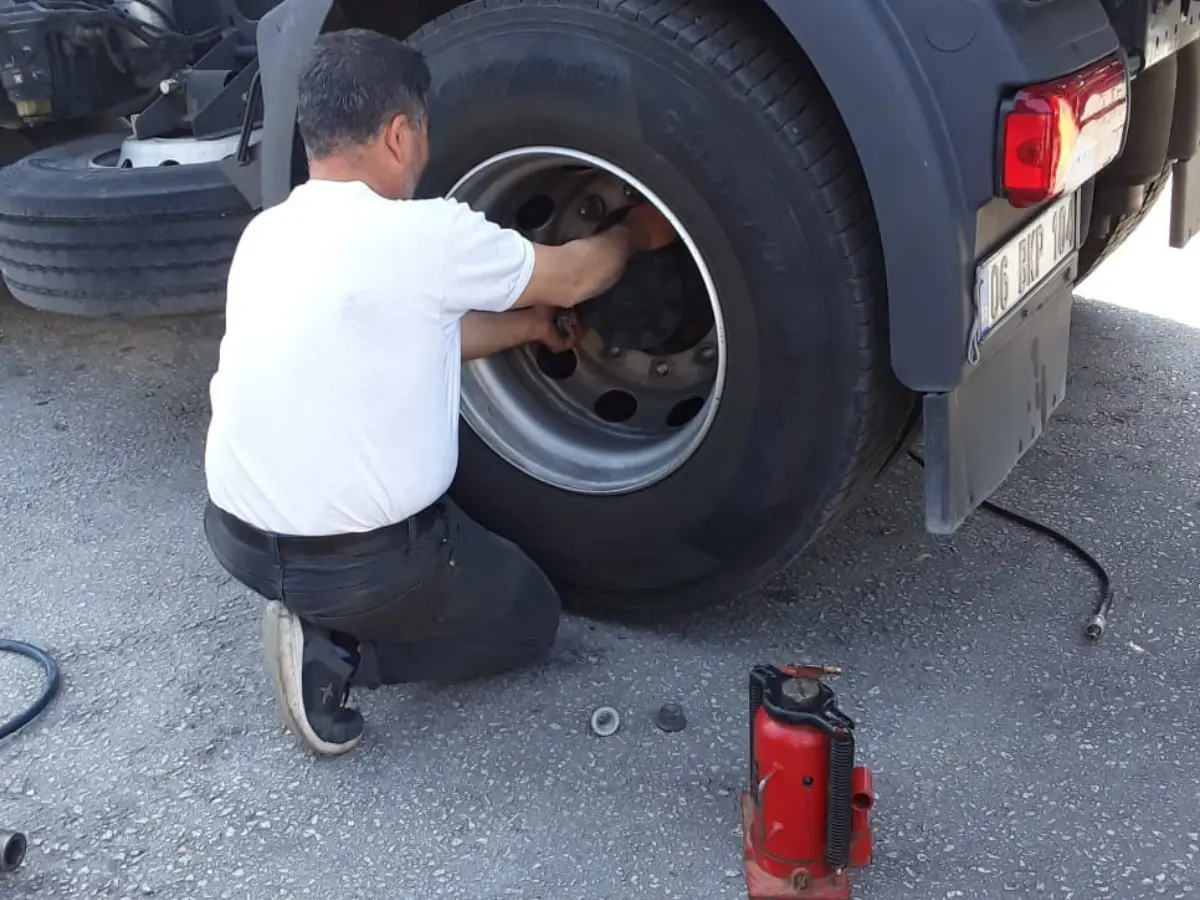 Çınar Oto Lastikçi